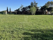 Arles terrain  365 000€