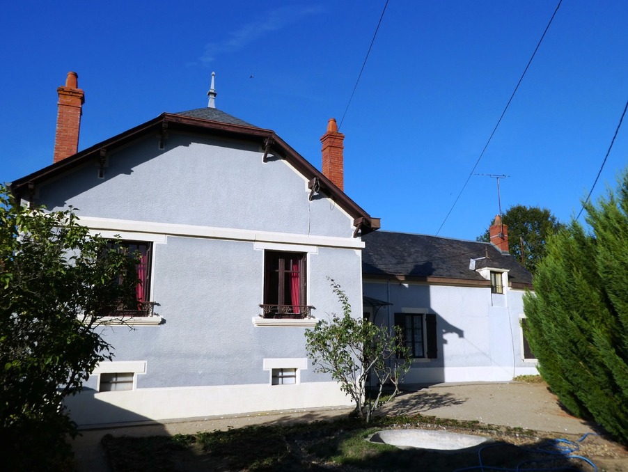 Vente Maison/Villa LA GUERCHE SUR L AUBOIS 18150 Cher FRANCE