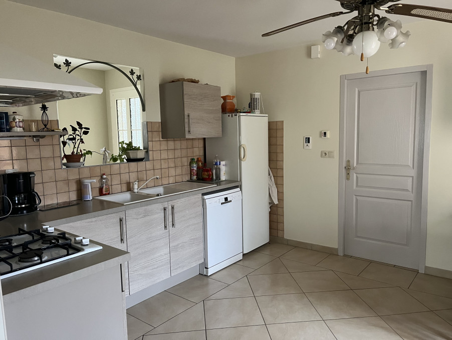 http://medias.aktifimmo.com/photos_immo_formats/902_678/145079/145079377_1.jpg?1670950996