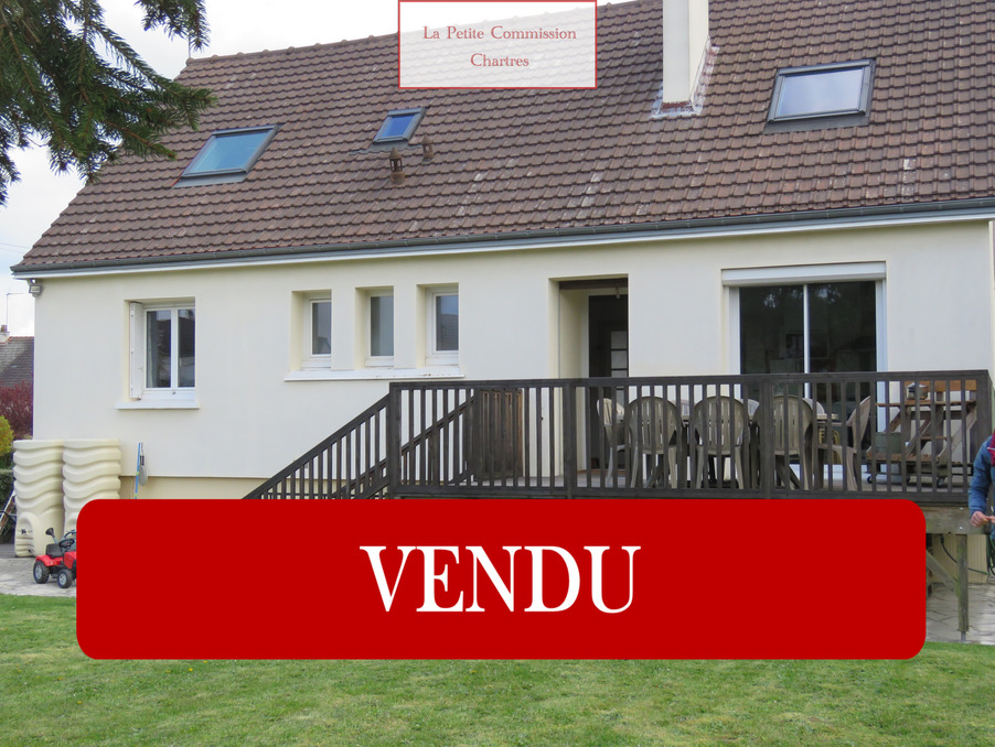 http://medias.aktifimmo.com/photos_immo_formats/902_678/151610/151610922_1.jpg?1686824366