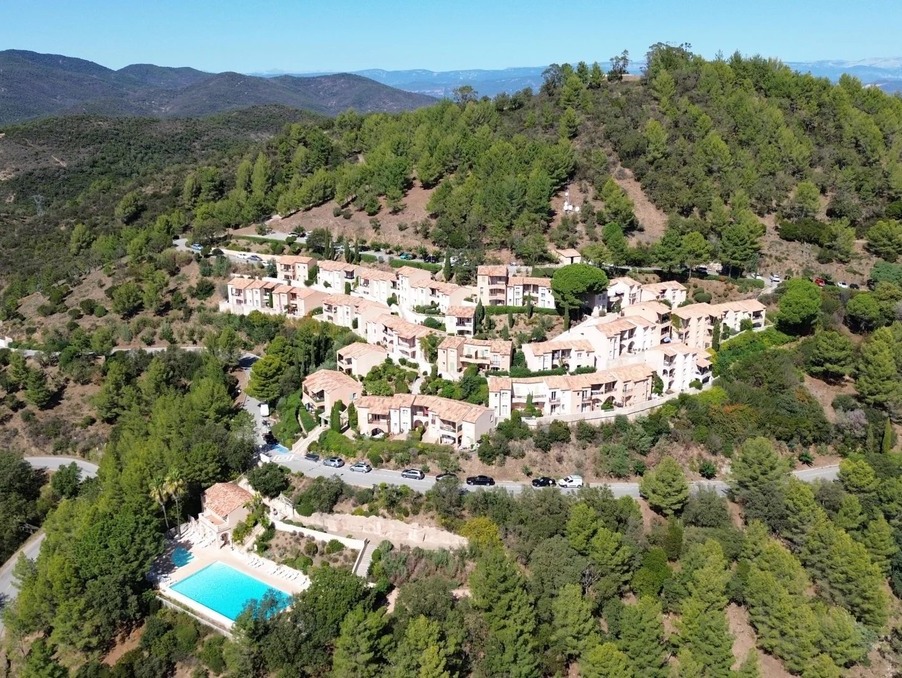 Vente Appartement LES ISSAMBRES 83380 Var FRANCE