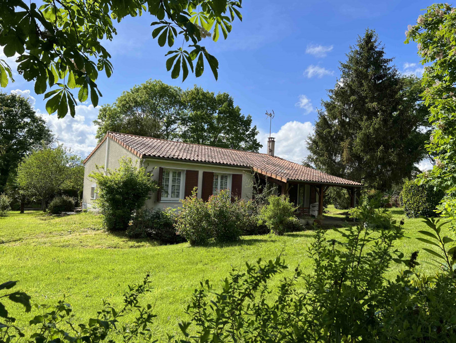 Vente Maison/Villa LESTERPS 16420 Charente FRANCE