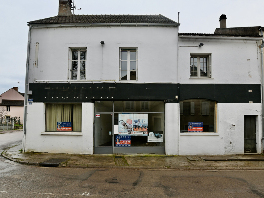 Vente Bureau/Local L ISLE-SUR-SEREIN 89440 Yonne FRANCE