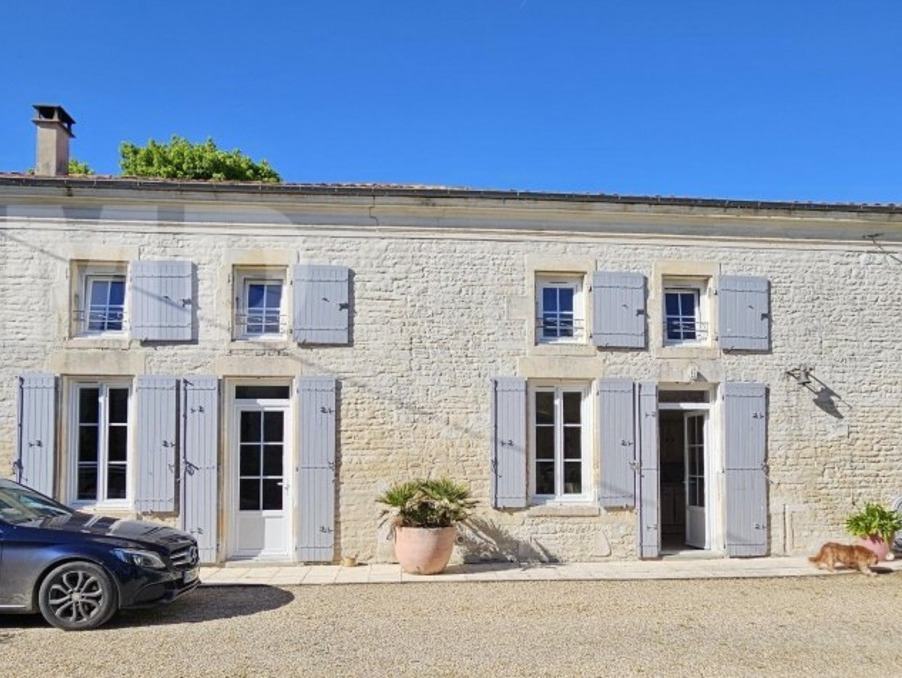 Vente Maison/Villa FONTAINE-CHALENDRAY 17510 Charente Maritime FRANCE