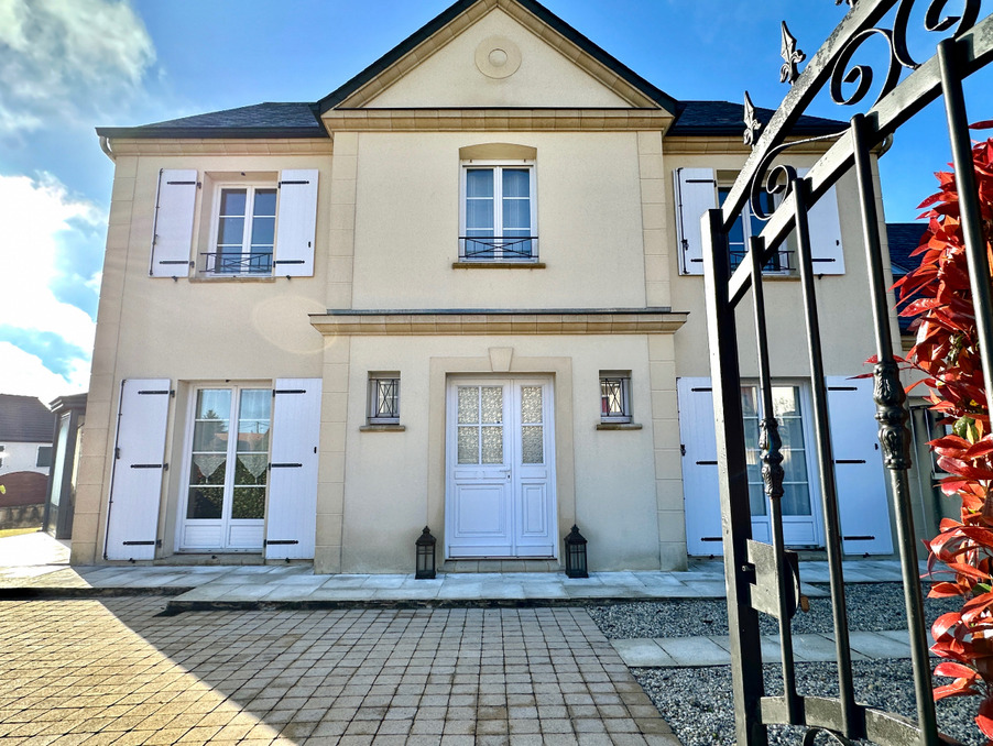 Vente Maison/Villa LA CHAPELLE SAINT AUBIN 72650 Sarthe FRANCE