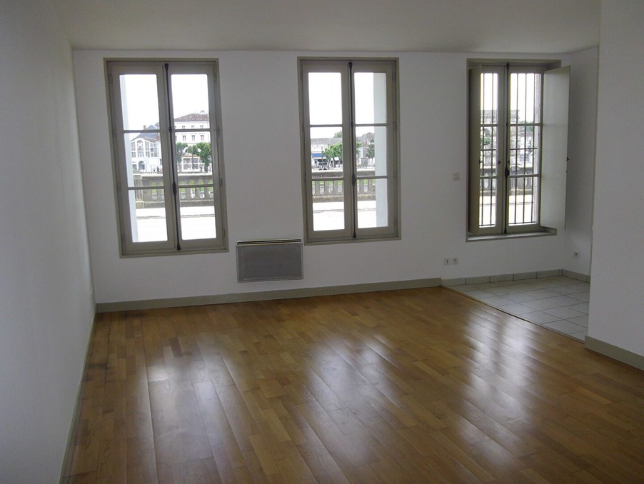 Vente Appartement SAINTES 17100 Charente Maritime FRANCE